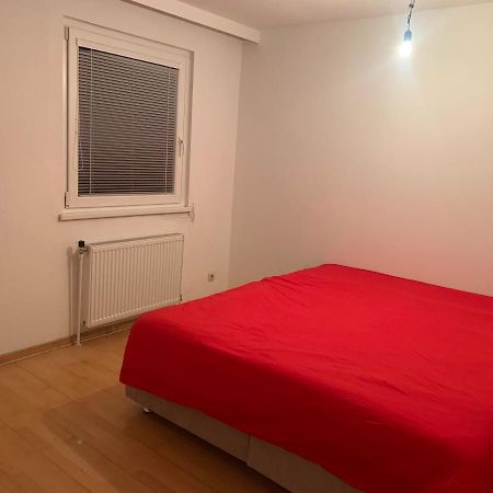 Sehr Schone Zimmer 1 In Wien Favoriten Luaran gambar