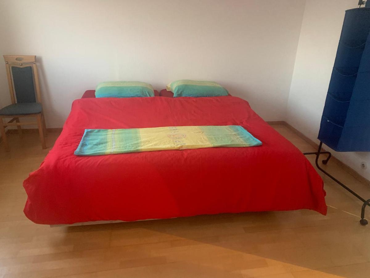Sehr Schone Zimmer 1 In Wien Favoriten Luaran gambar