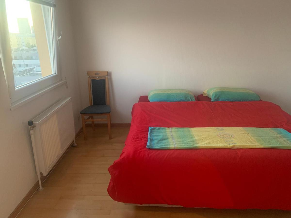 Sehr Schone Zimmer 1 In Wien Favoriten Luaran gambar